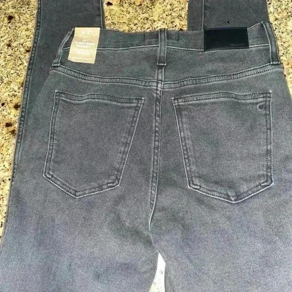 Madewell 10” HighRise Starkey Wash  Slimming Magic Pockets Skinny Jeans Size 23 - Picture 4 of 5
